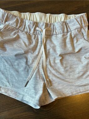Lululemon Striped Athletic Shorts Size 6 Gray White